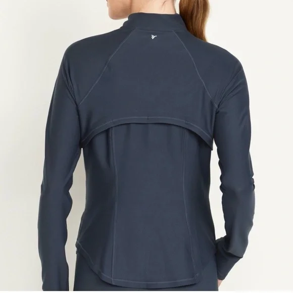 Old Navy Activewear Set - Picture 6 of 9